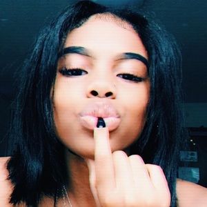 Meet your Posher, Ala